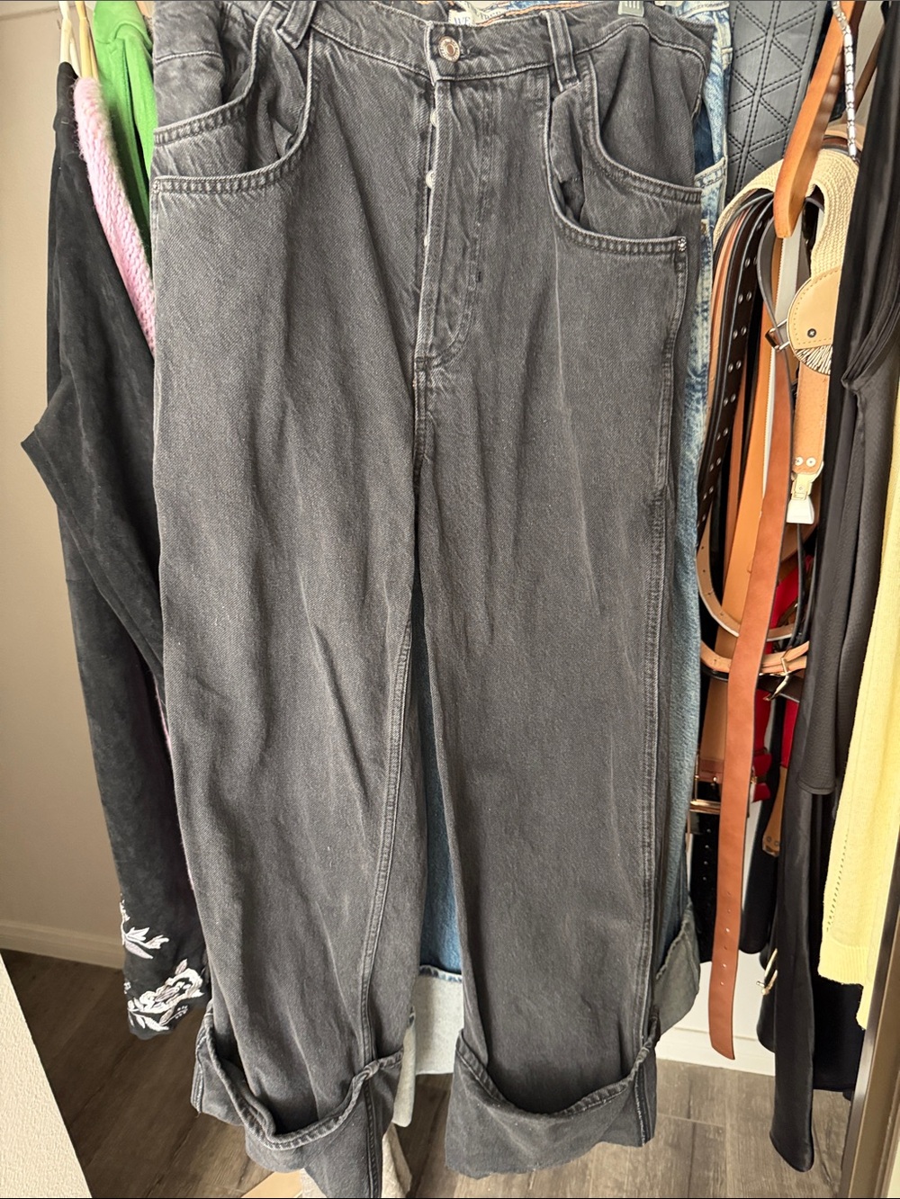 We The Free Men's Relaxed Black Washed Jeans